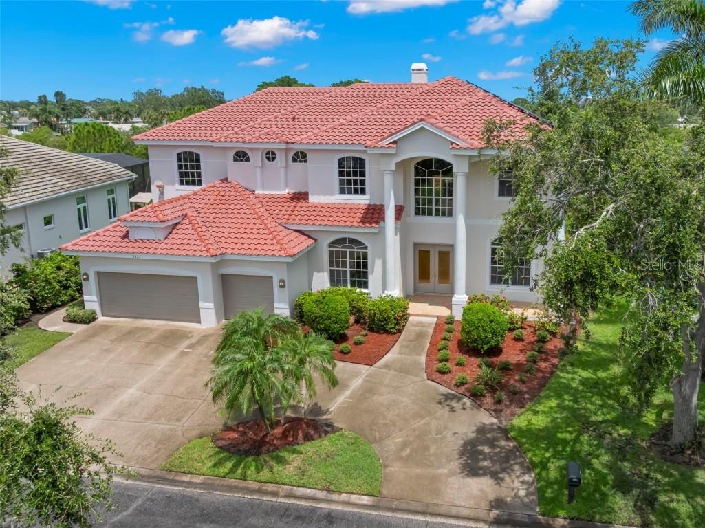 1223 Darlington Oak Circle NE Saint Petersburg FL 33703 TB8408192 image1