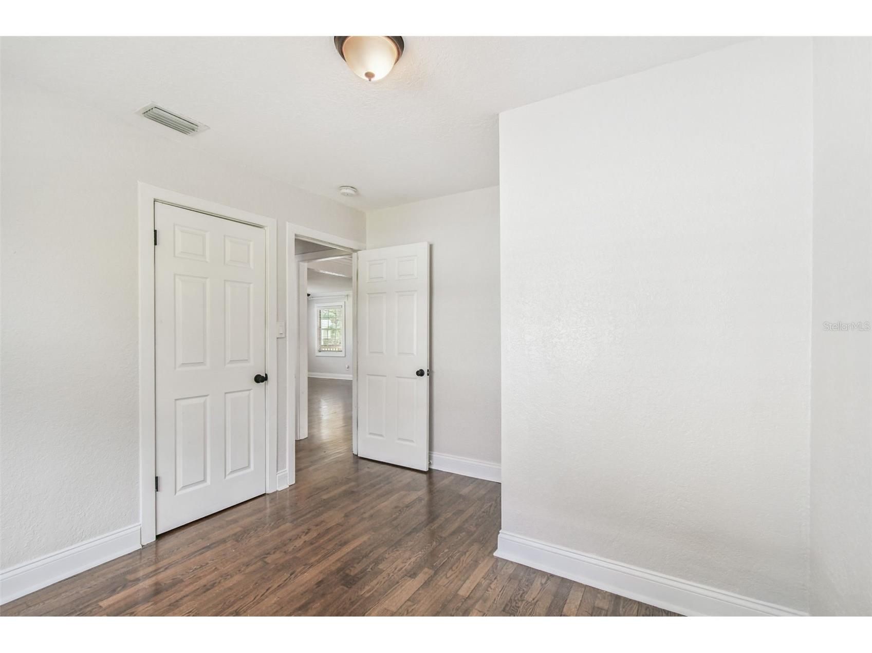 1223 E North Street Tampa FL 33604 TB8417520 image30