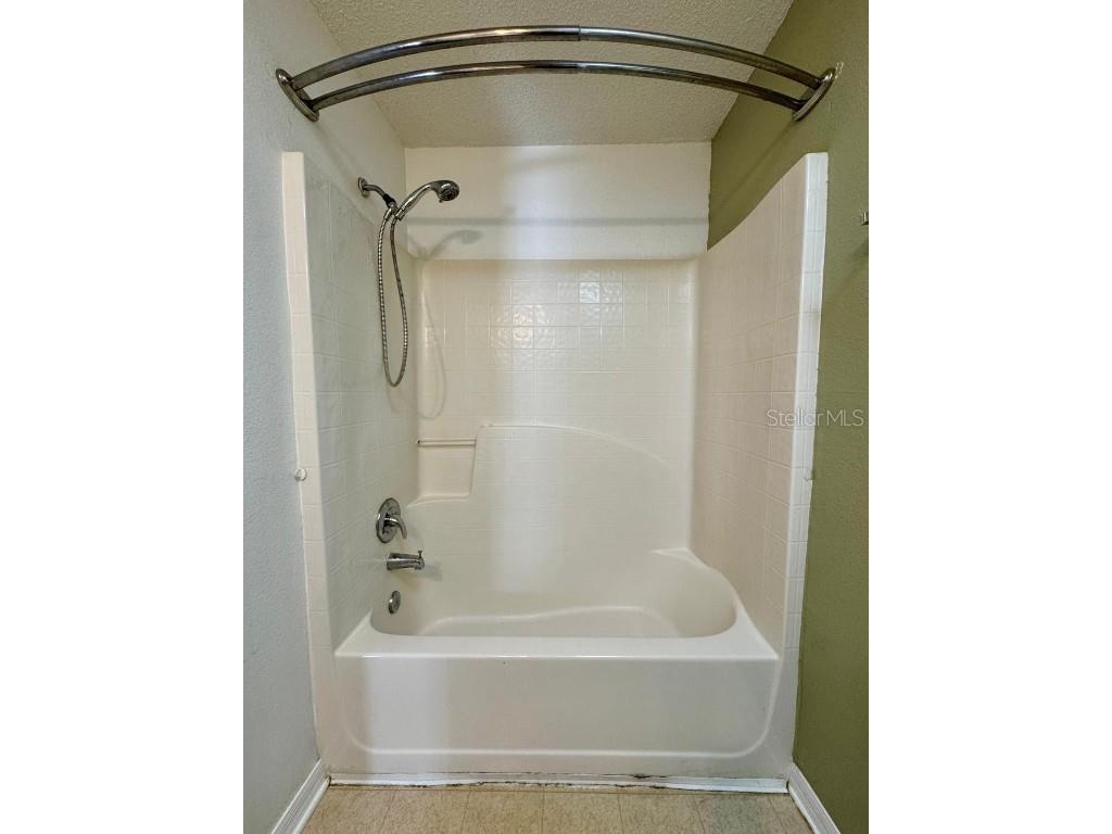 1223 Gatewood Avenue Spring Hill FL 34608 TB8457458 image18