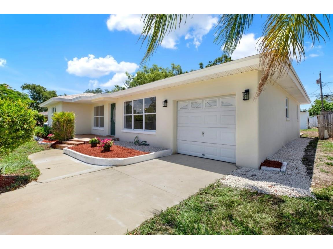 1223 Jasmine Way Clearwater FL 33756 TB8401359 image42