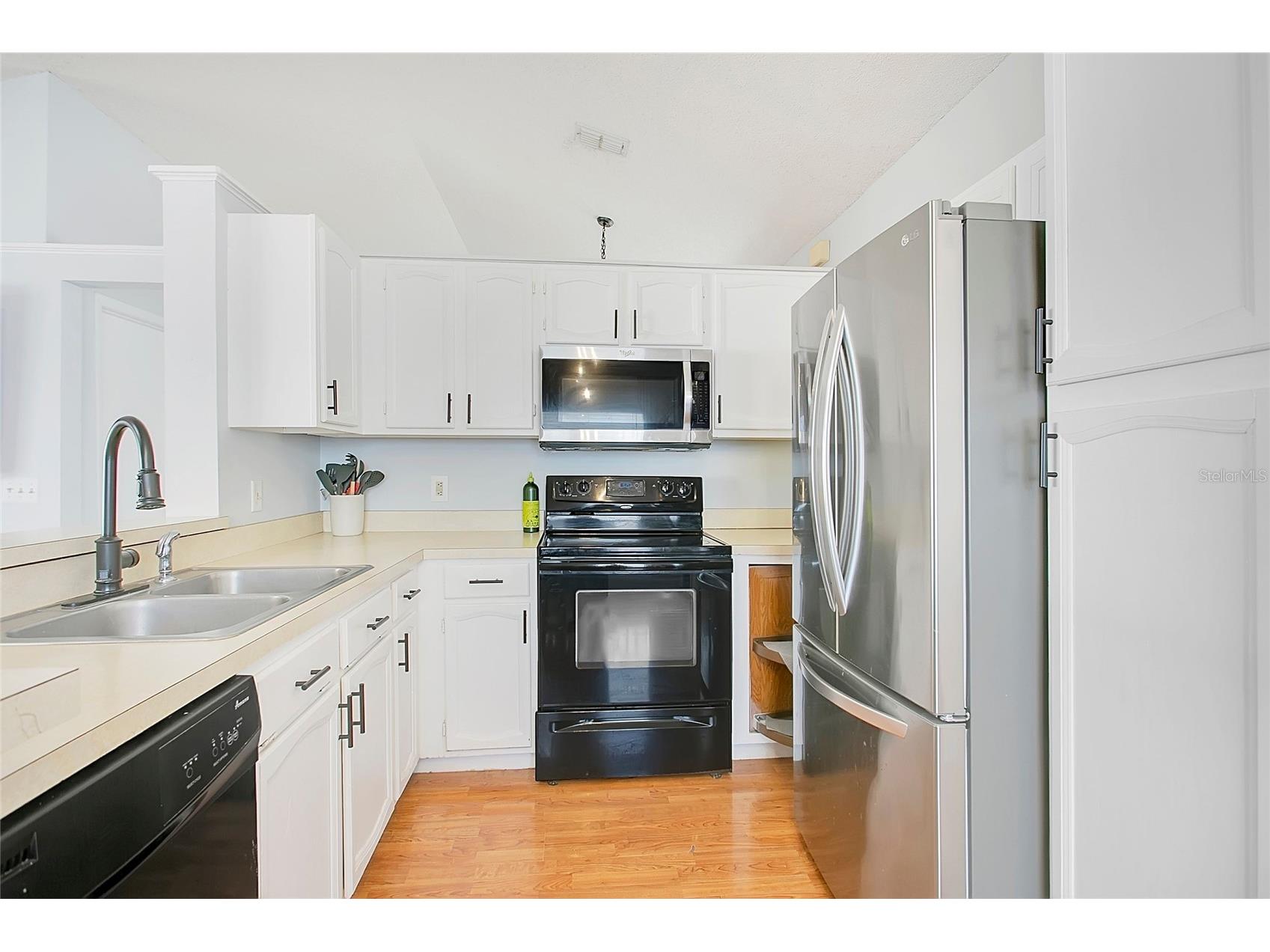 1223 Lacey Oak Drive Apopka FL 32703 O6391809 image12