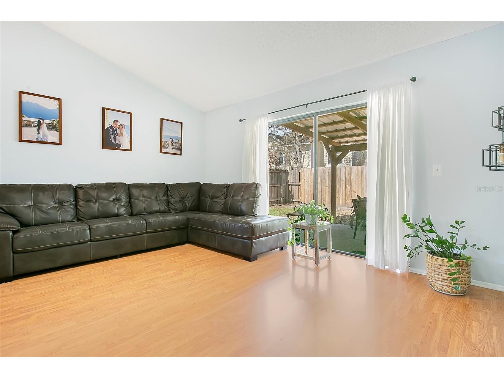 1223 Lacey Oak Drive Apopka FL 32703 O6391809 image8
