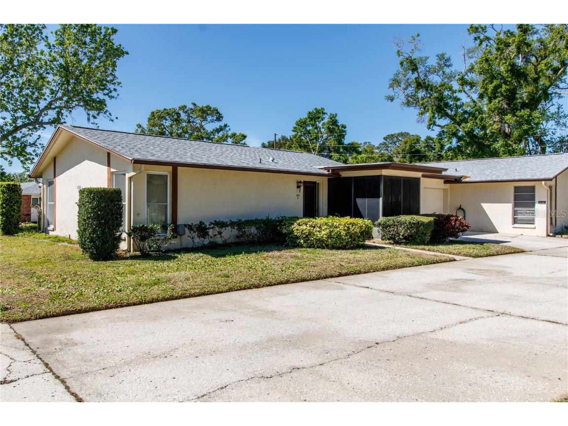 1223 Queen Anne Drive #B Palm Harbor FL 34684 W7873651 image1