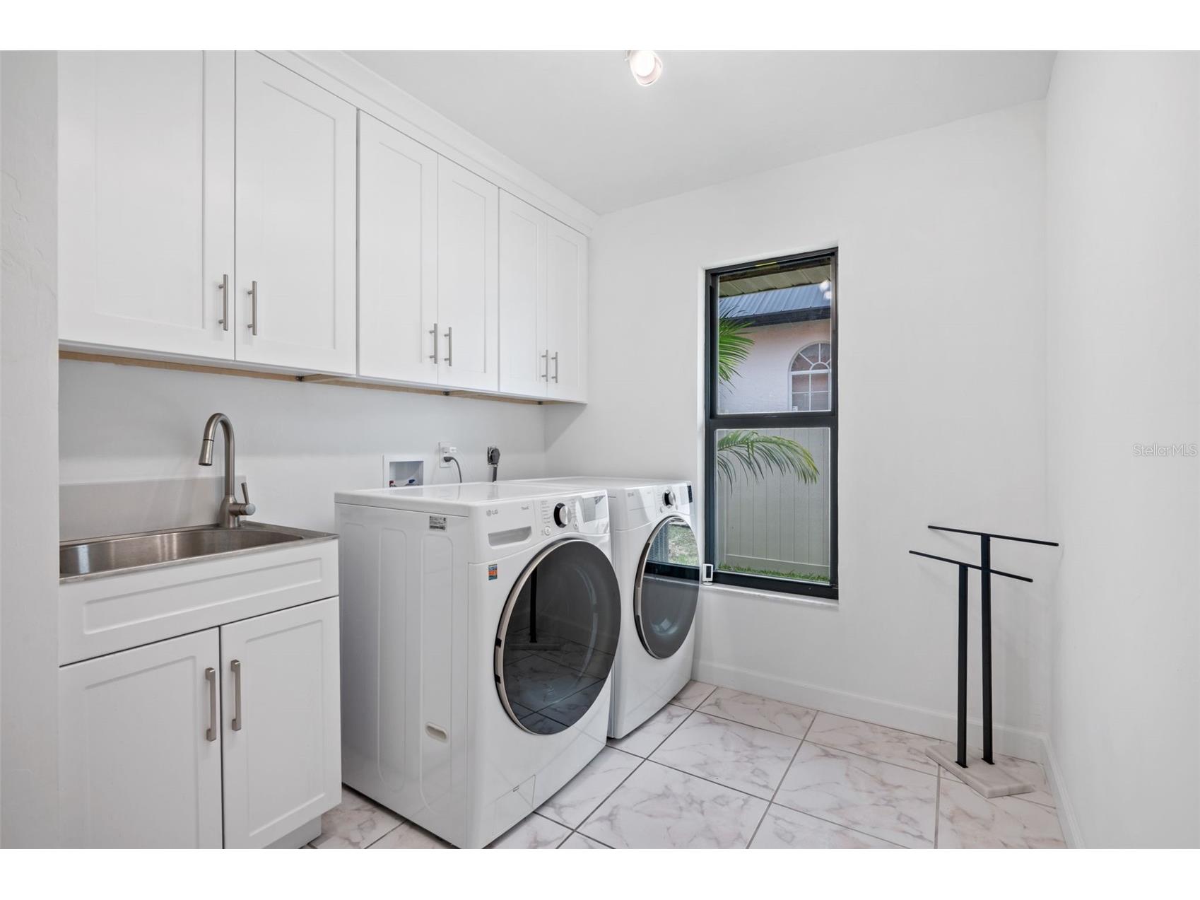 1223 SW 51st Street Cape Coral FL 33914 - FINN CANAL C7524660 image33
