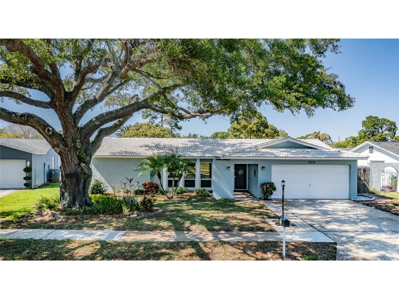 12232 Imperial Drive Seminole FL 33772 U8193031 image1