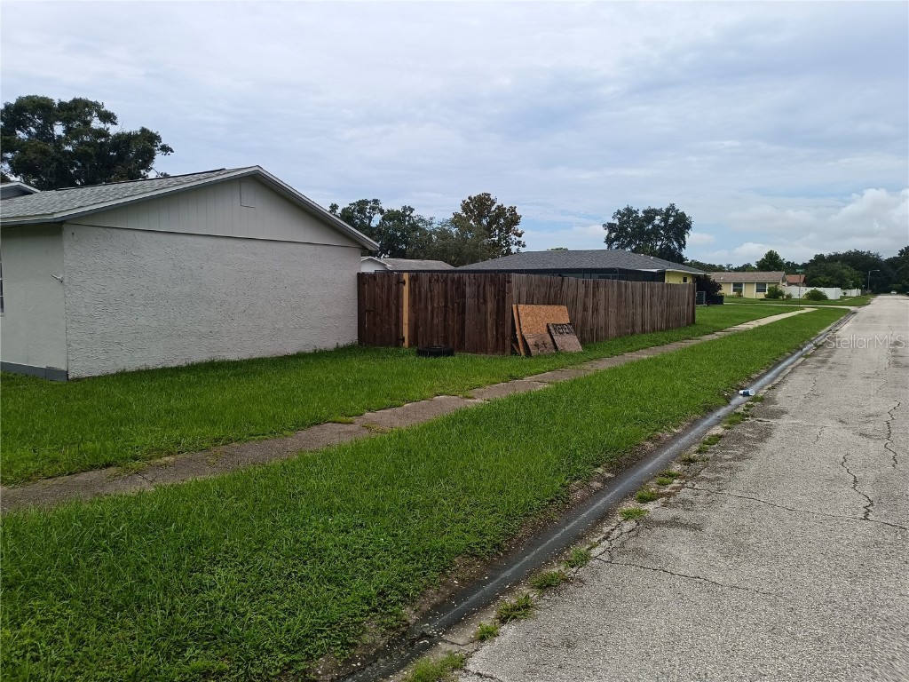 12233 Smokey Drive Hudson FL 34669 W7878336 image4