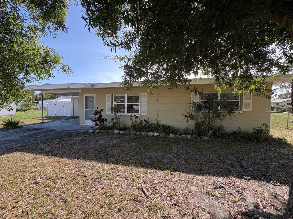 1224 38th Street W Bradenton FL 34205 A4656002 image1