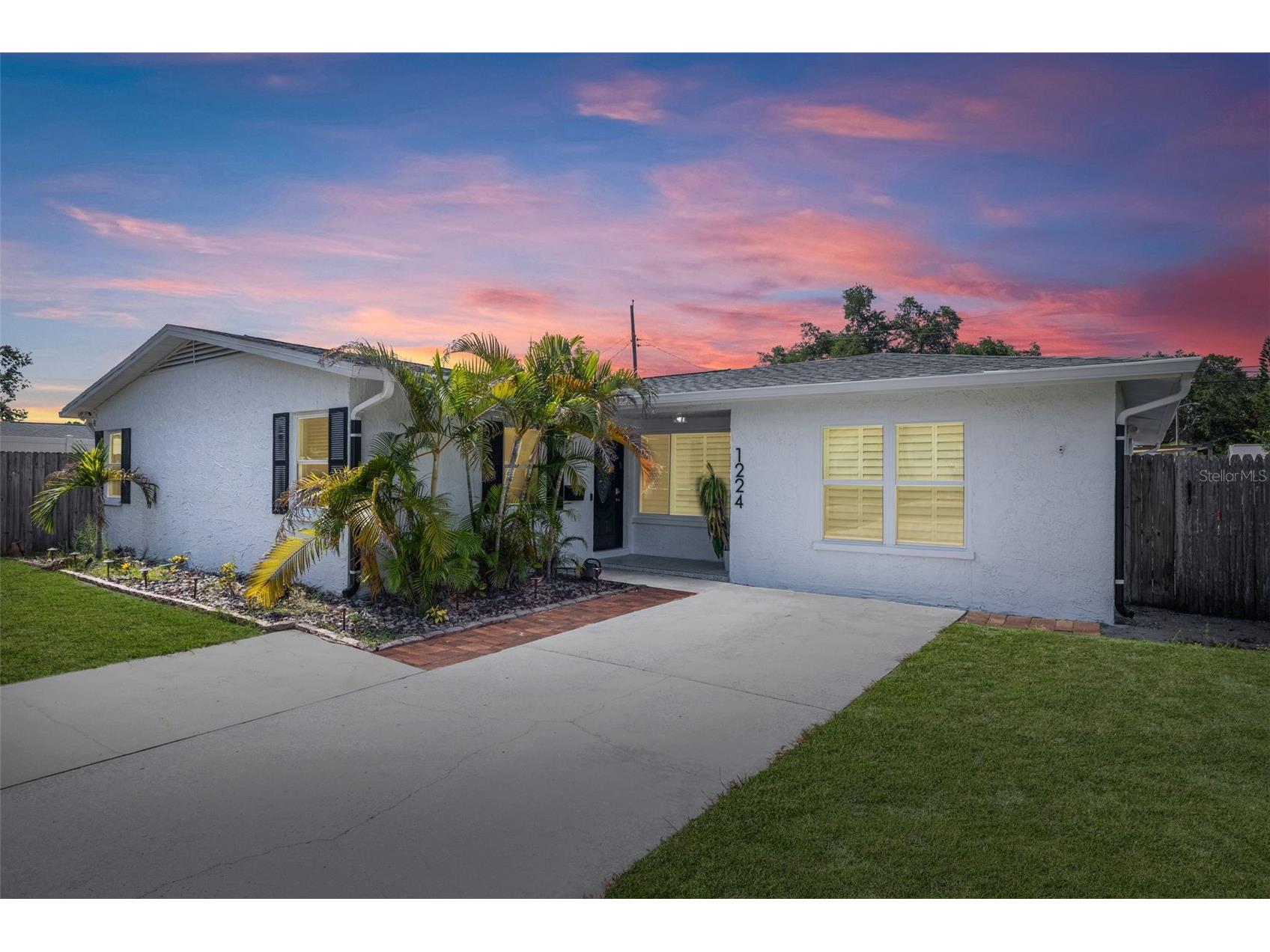 1224 80th Avenue N Saint Petersburg FL 33702 TB8496071 image1