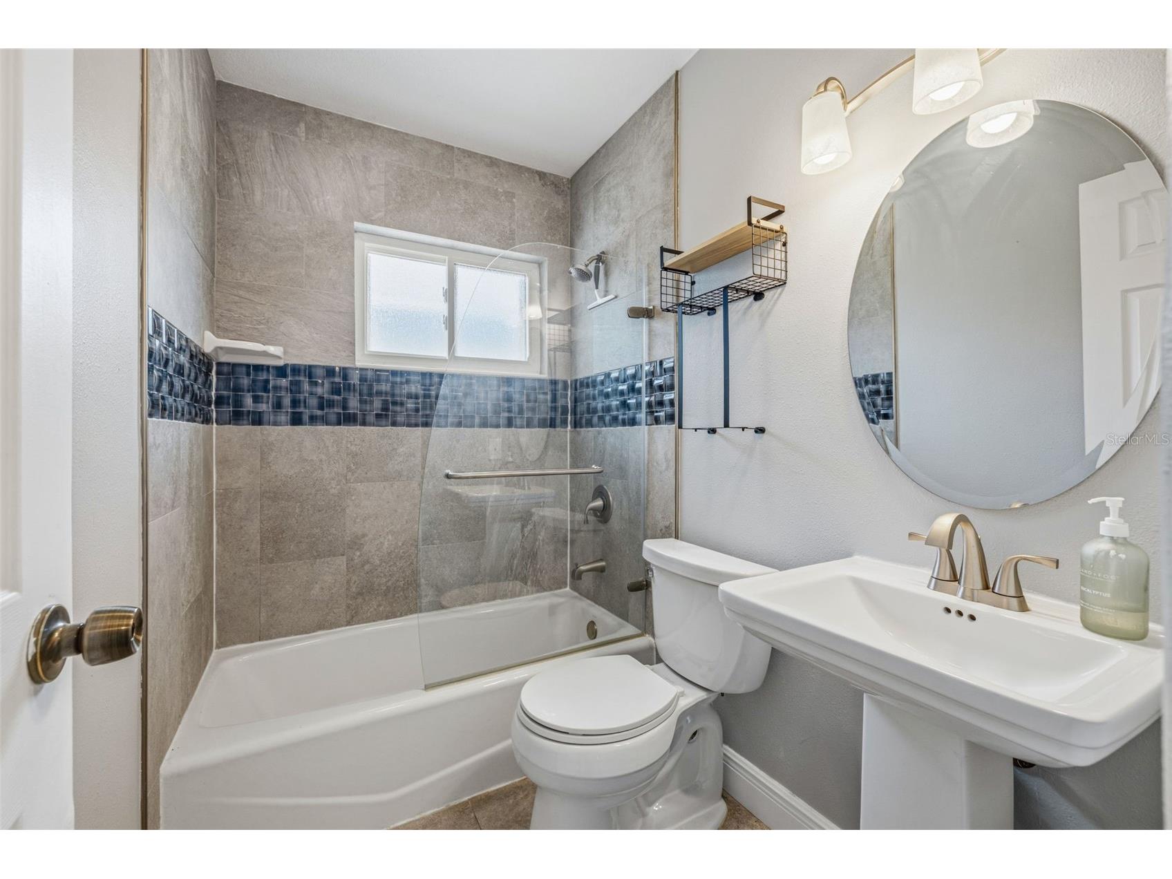 1224 80th Avenue N Saint Petersburg FL 33702 TB8496071 image24