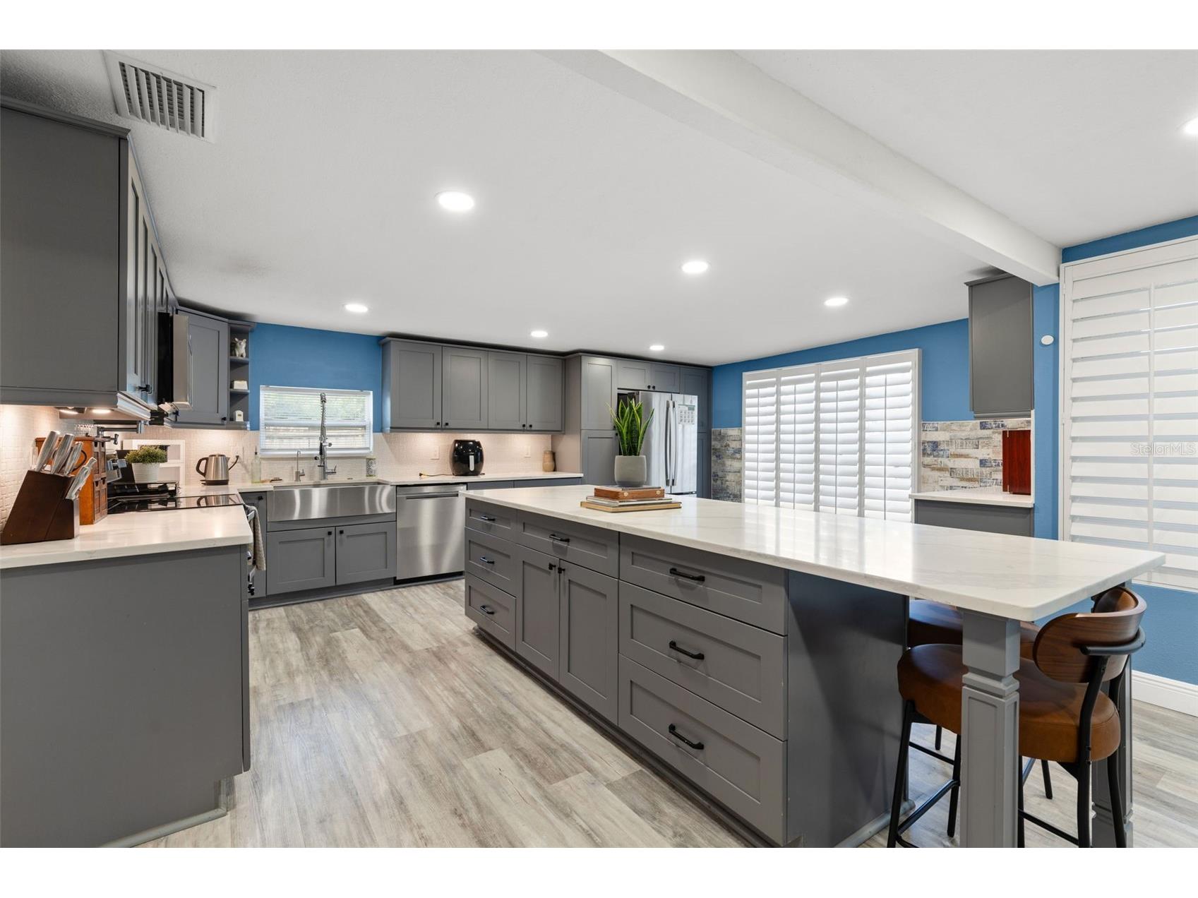 1224 80th Avenue N Saint Petersburg FL 33702 TB8496071 image6