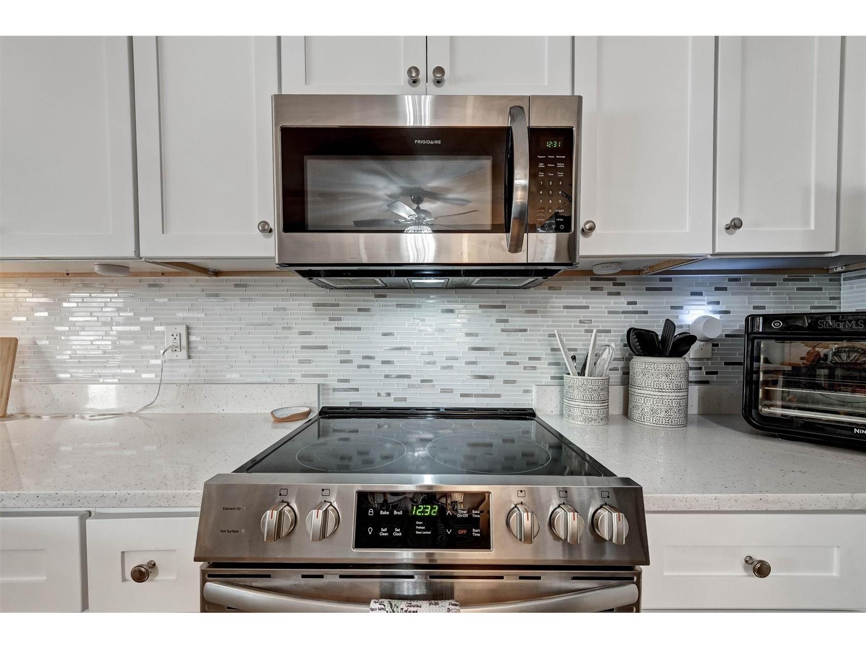 1224 Bellevue Boulevard Clearwater FL 33756 TB8508589 image10