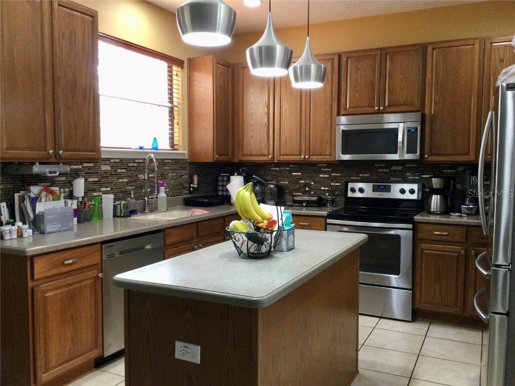 1224 Bexley Court Deland FL 32720 V4945353 image7