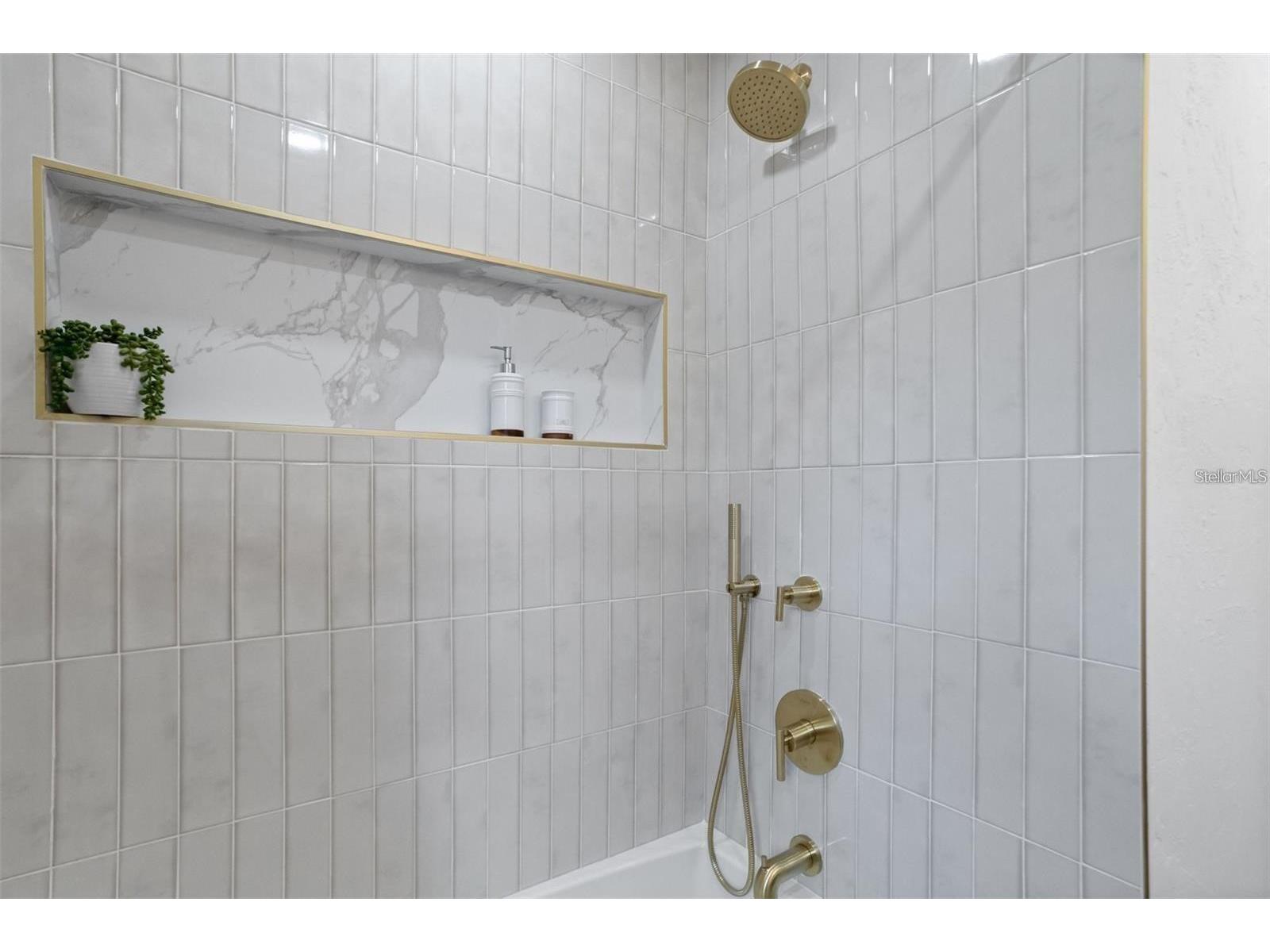 1224 Greenwood Avenue N Saint Petersburg FL 33704 TB8509885 image14
