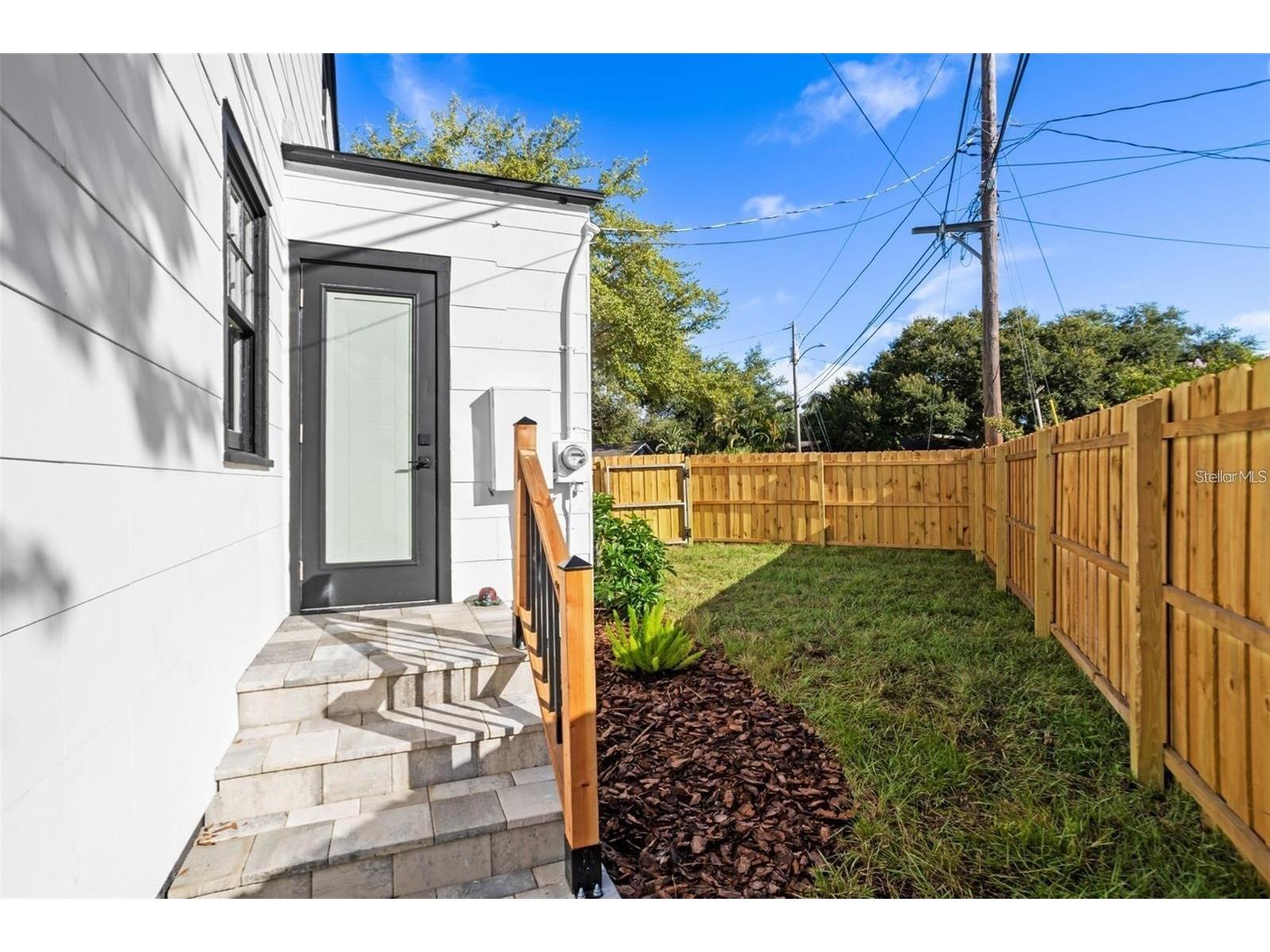 1224 Greenwood Avenue N Saint Petersburg FL 33704 TB8509885 image24
