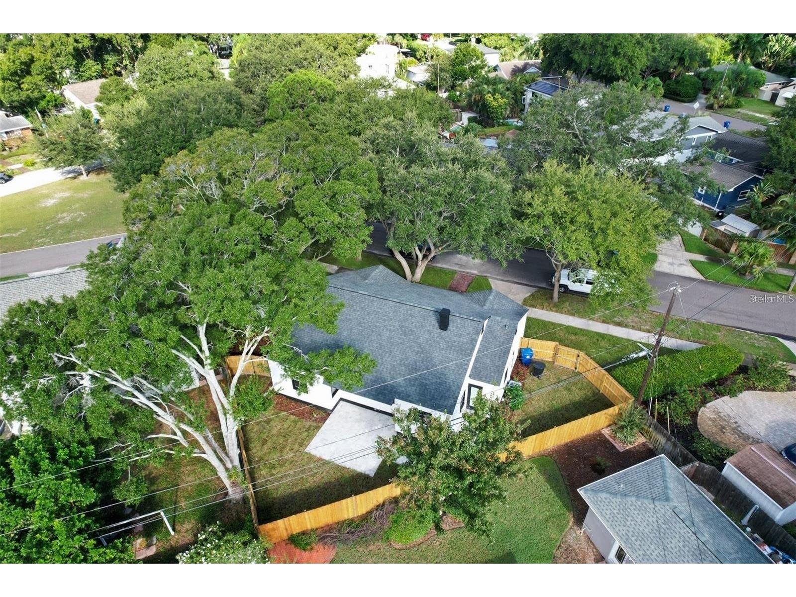 1224 Greenwood Avenue N Saint Petersburg FL 33704 TB8509885 image27