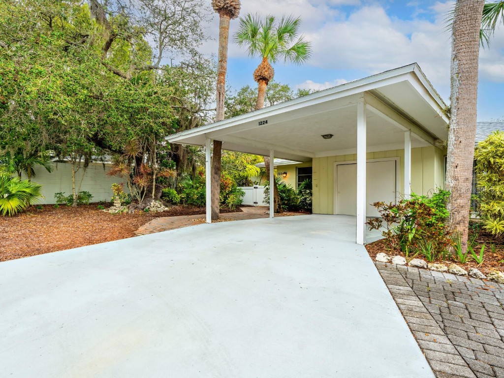 1224 Moonmist Circle #S-3 Sarasota FL 34242 A4594333 image1