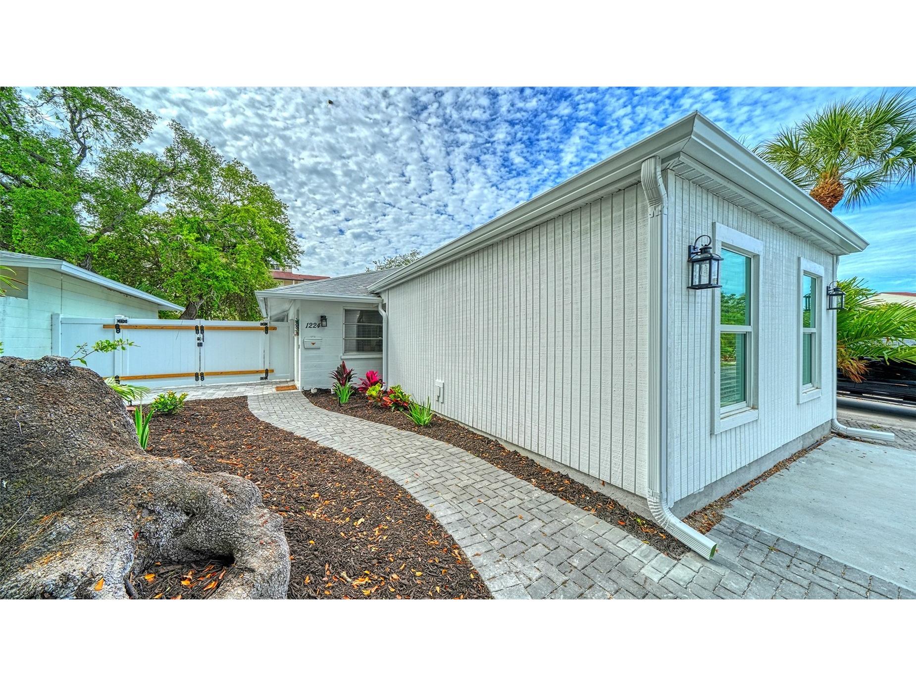 1224 Moonmist Circle #S-3 Sarasota FL 34242 A4690713 image3