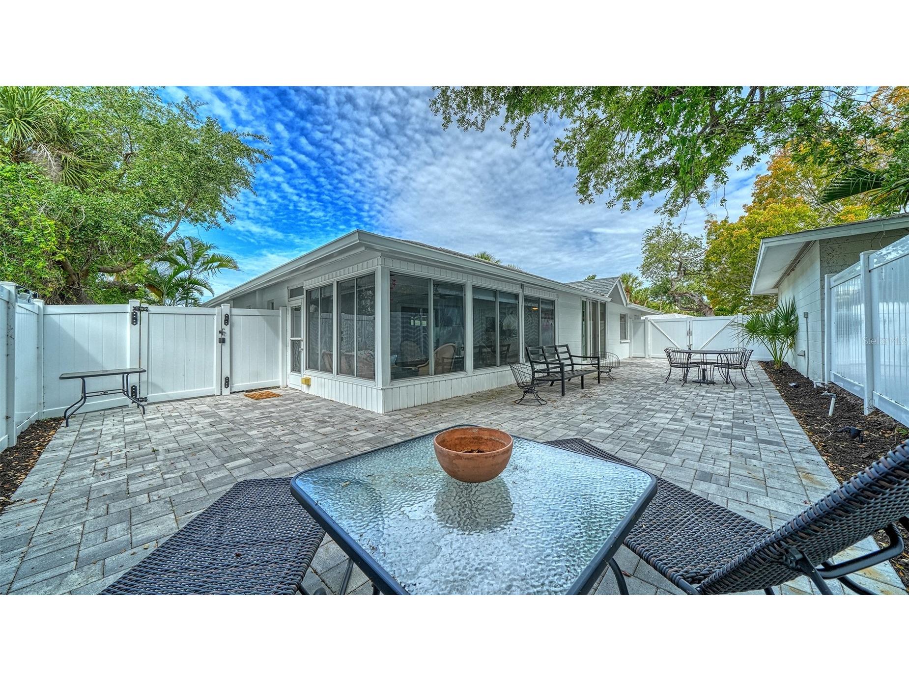 1224 Moonmist Circle #S-3 Sarasota FL 34242 A4690713 image30