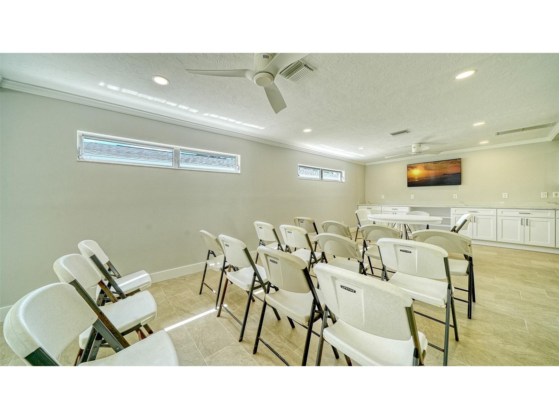 1224 Moonmist Circle #S-3 Sarasota FL 34242 A4690713 image40