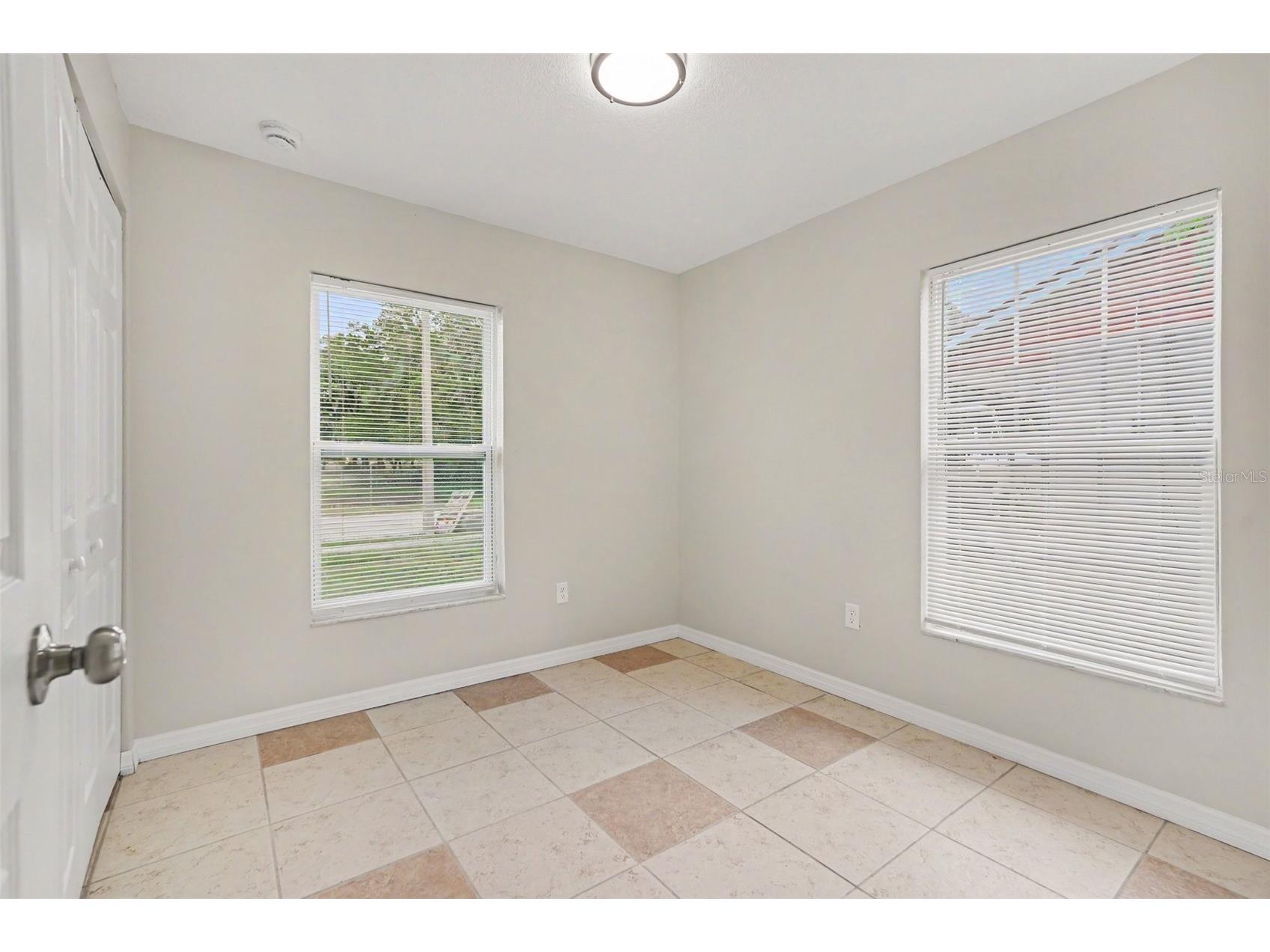 1224 Oak Valley Drive Seffner FL 33584 O6419867 image11