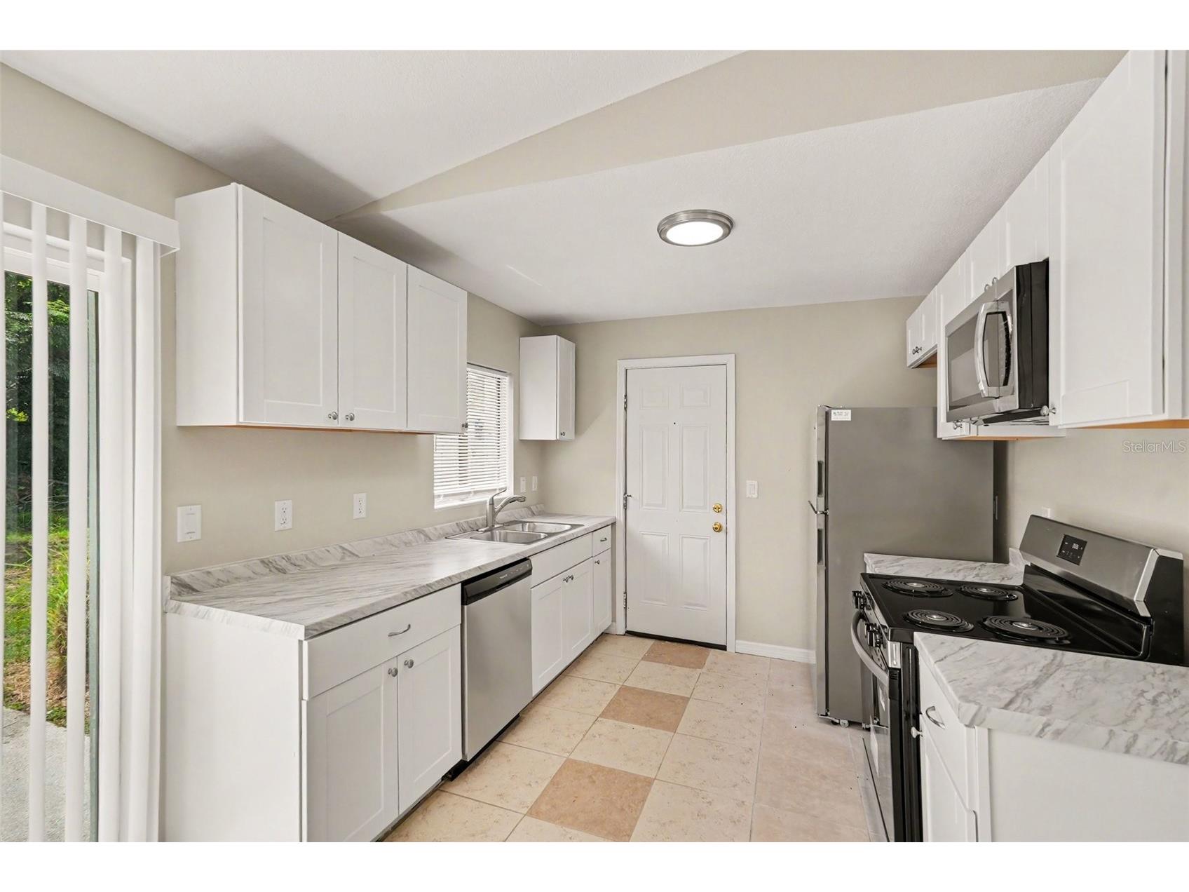 1224 Oak Valley Drive Seffner FL 33584 O6419867 image6