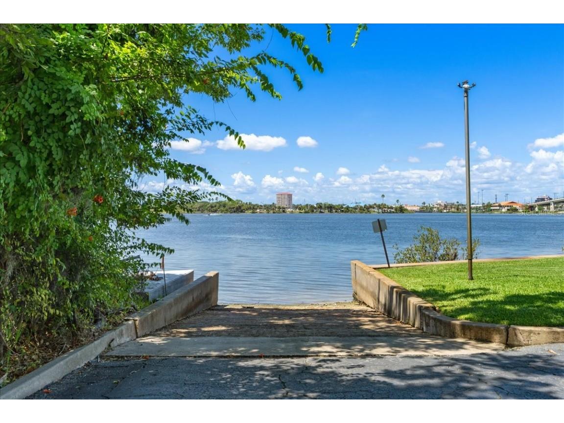 1224 S Peninsula Drive #104 Daytona Beach FL 32118 V4944196 image35