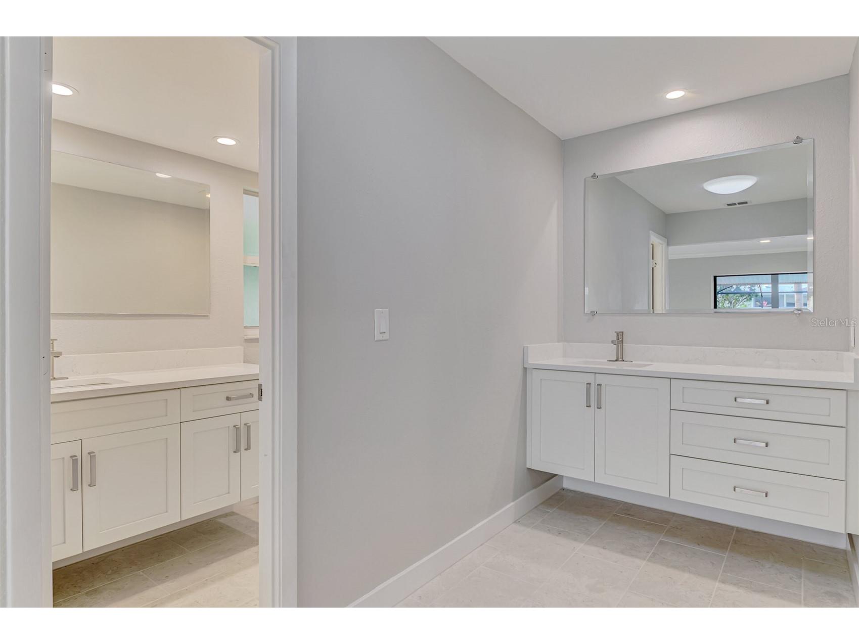 1224 S View Drive Sarasota FL 34242 A4681211 image27