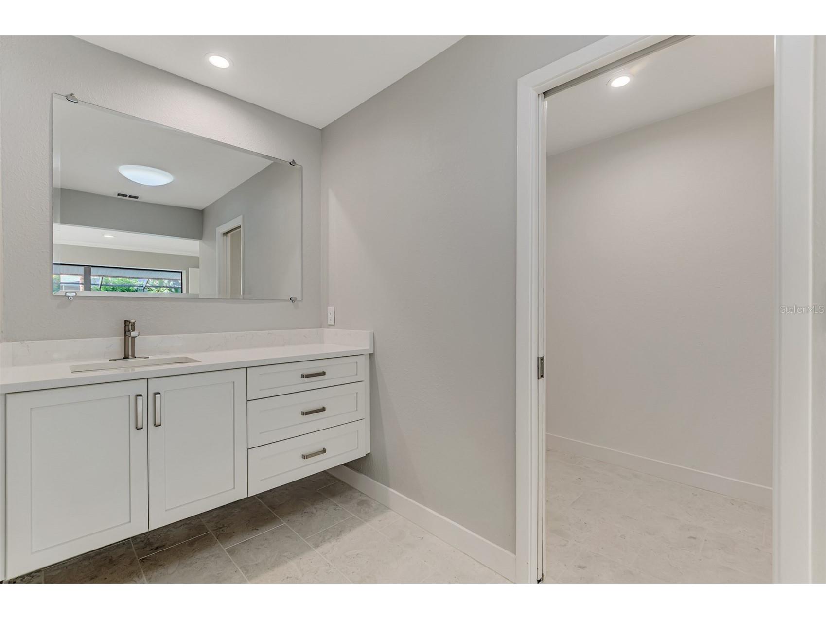 1224 S View Drive Sarasota FL 34242 A4681211 image29