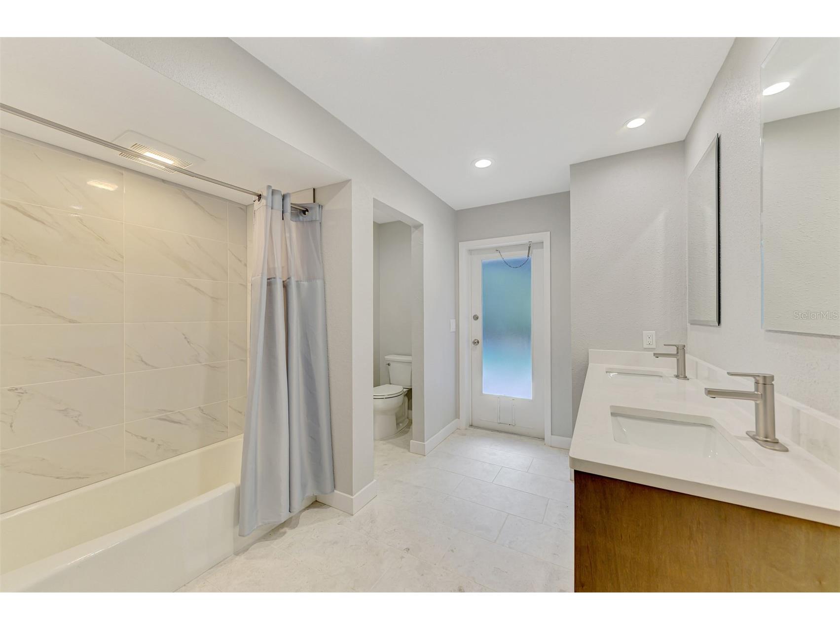 1224 S View Drive Sarasota FL 34242 A4681211 image33