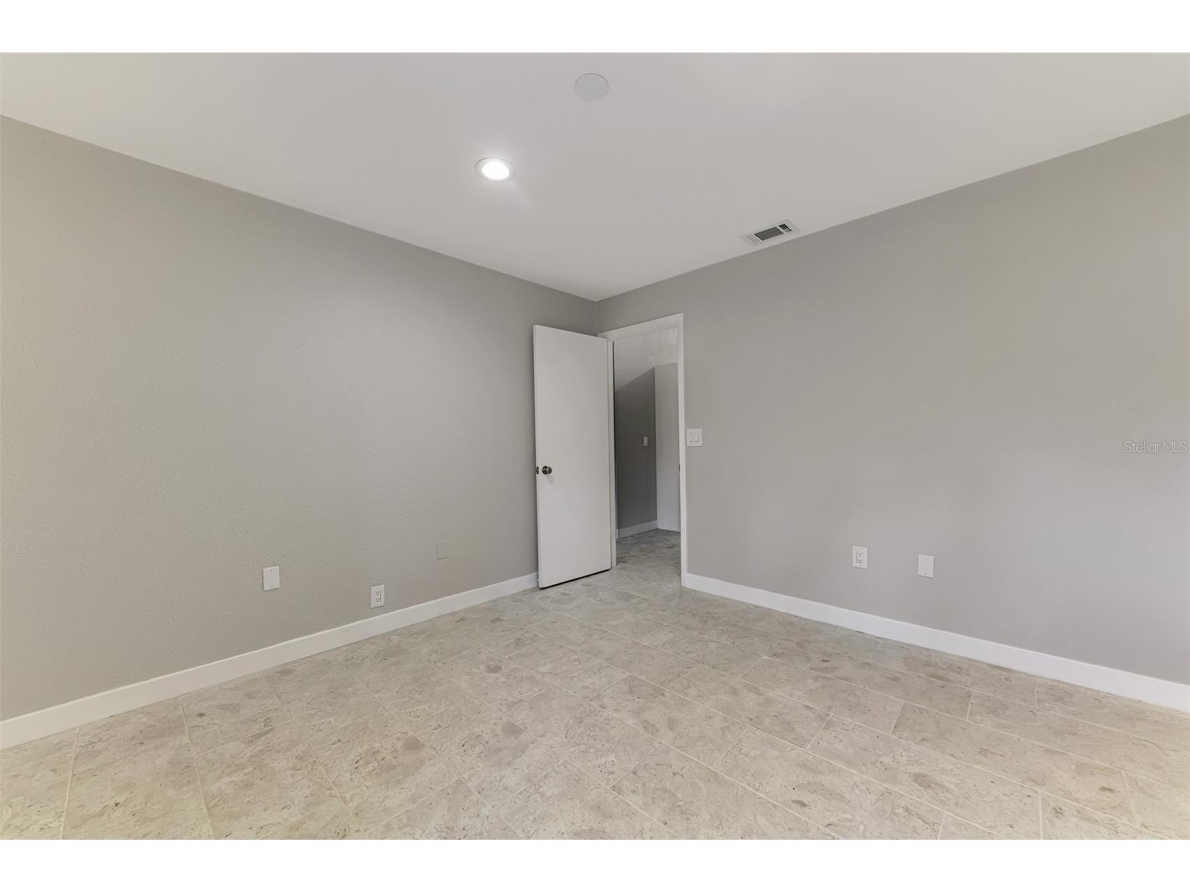 1224 S View Drive Sarasota FL 34242 A4681211 image37