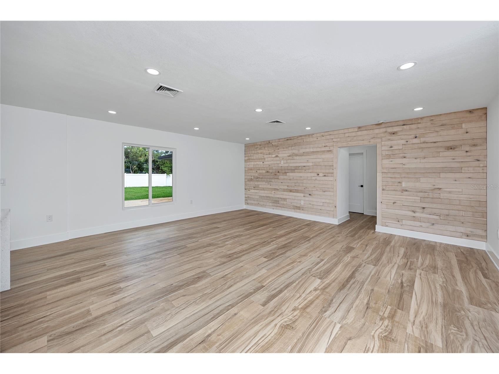 12240 143rd Street Largo FL 33774 TB8509074 image14