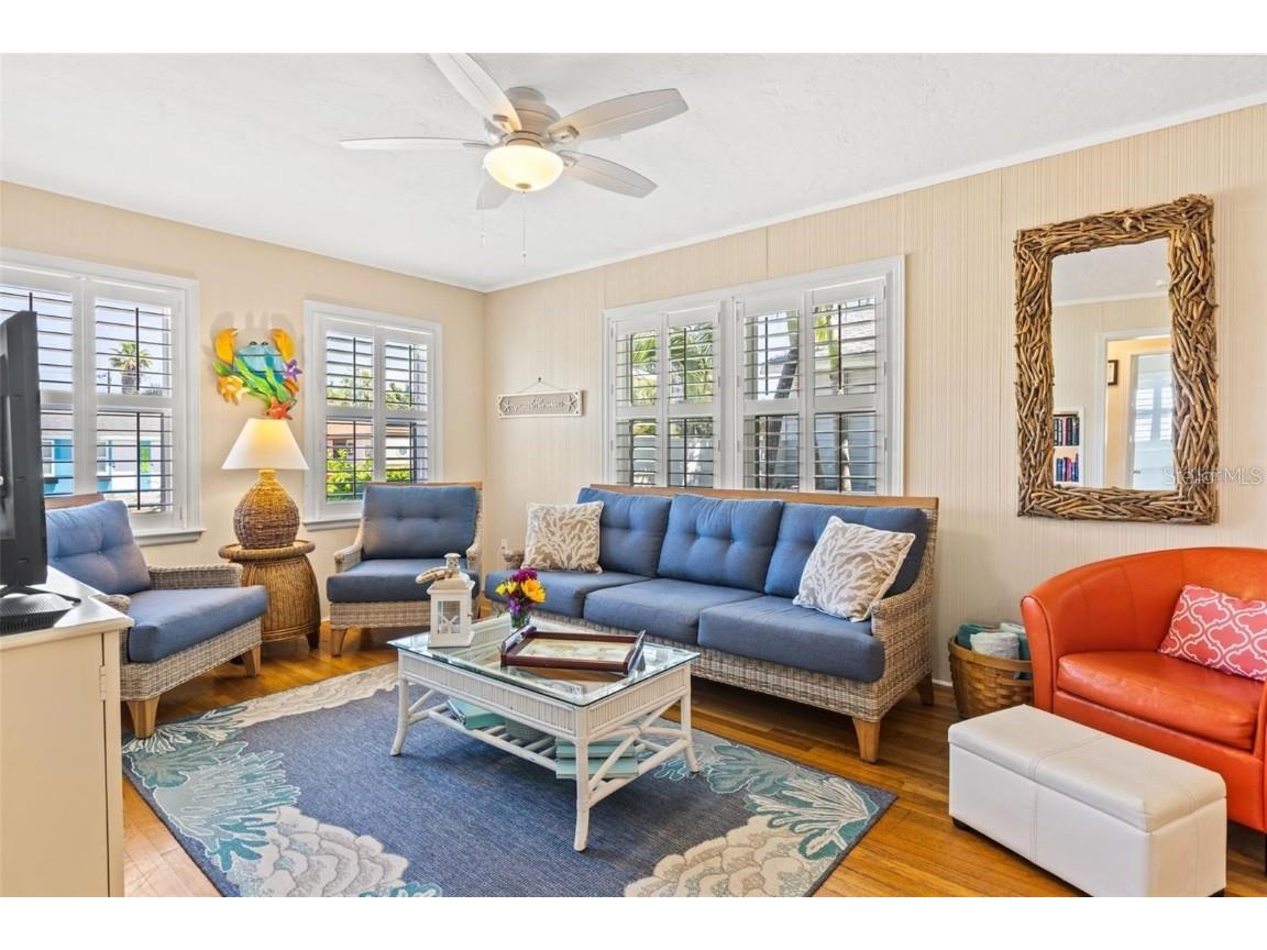 12240 Gulf Boulevard #1 Treasure Island FL 33706 U8202910 image1