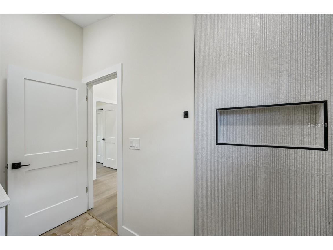 12240 Land Street Largo FL 33773 TB8397356 image21