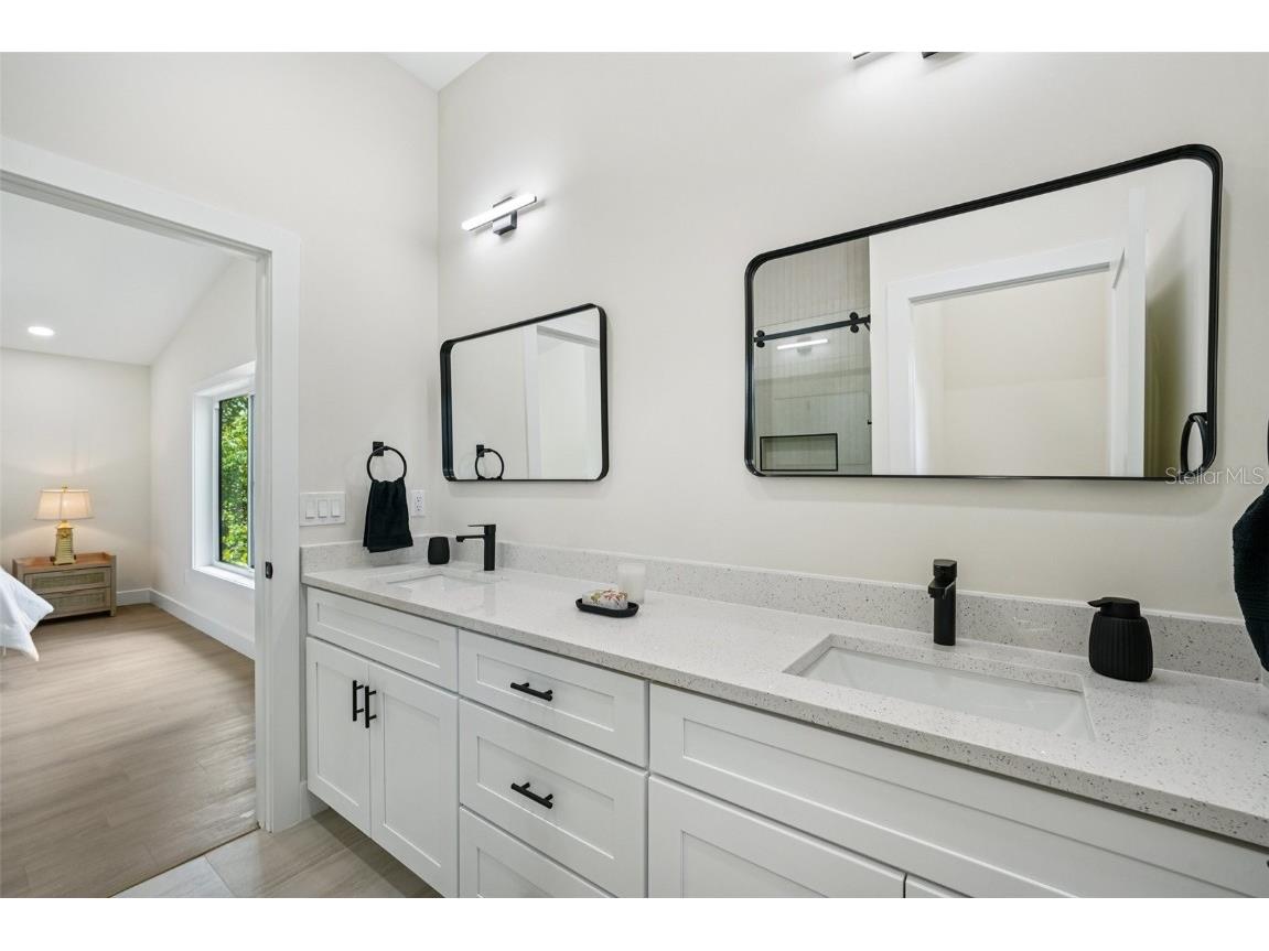 12240 Land Street Largo FL 33773 TB8397356 image27