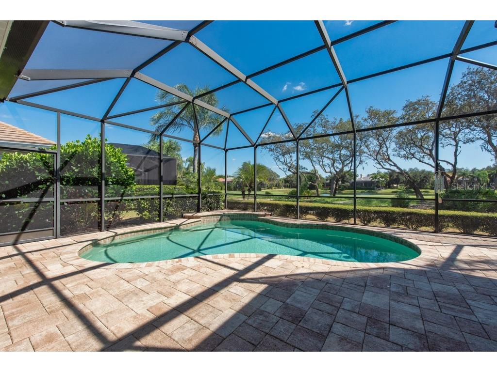 12240 Thornhill Court Lakewood Ranch FL 34202 TB8438401 image2