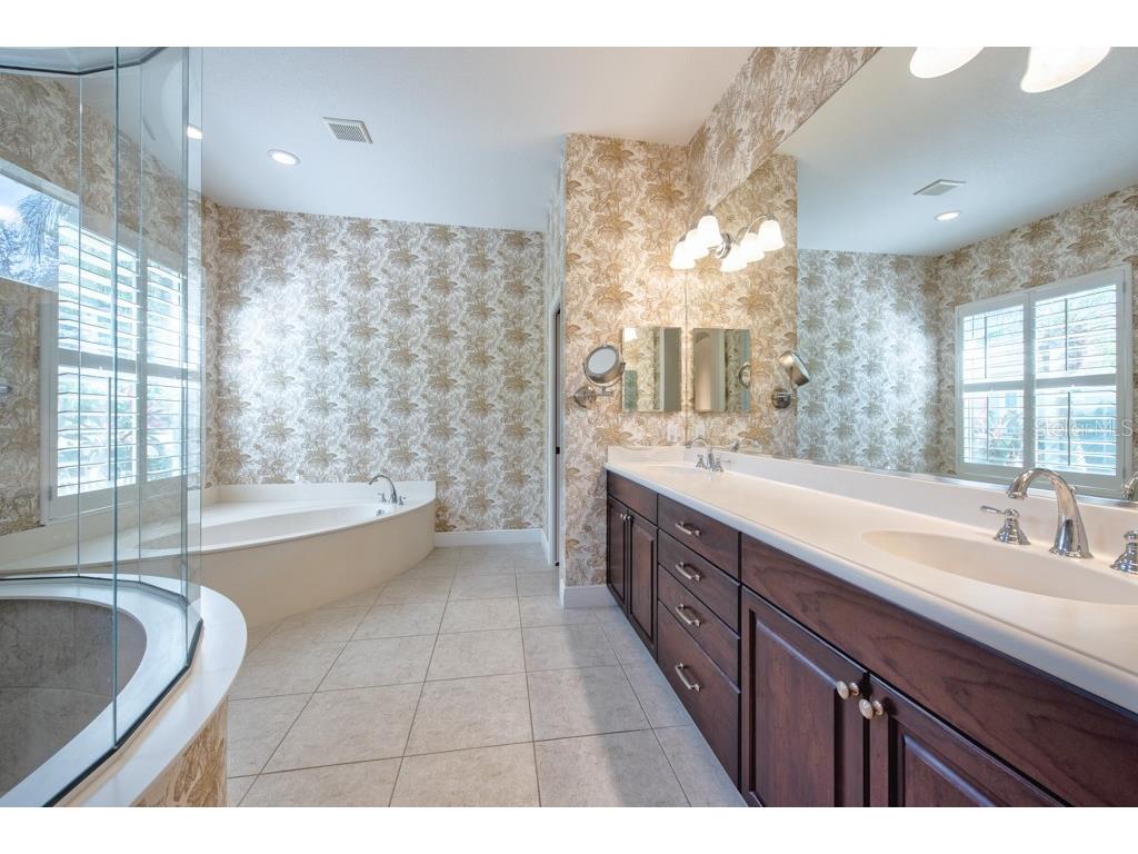 12240 Thornhill Court Lakewood Ranch FL 34202 TB8438401 image22