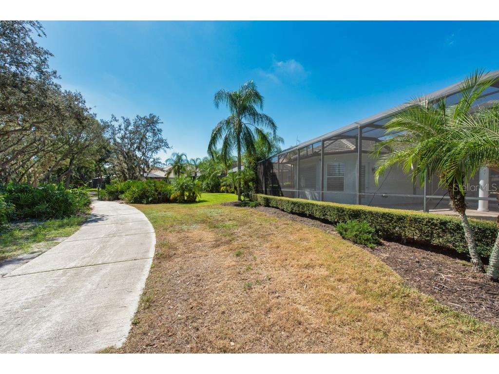 12240 Thornhill Court Lakewood Ranch FL 34202 TB8438401 image37