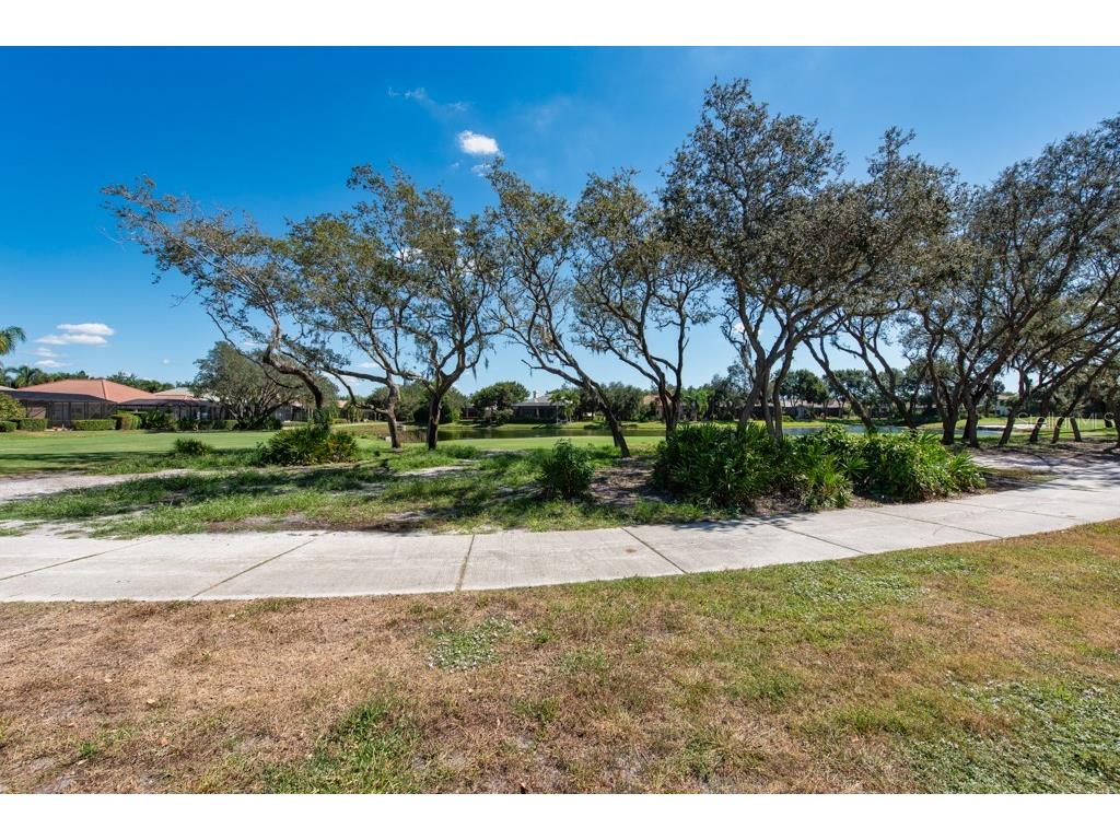 12240 Thornhill Court Lakewood Ranch FL 34202 TB8438401 image40