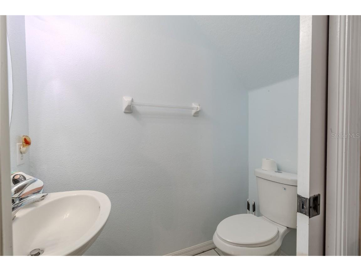 12245 Country White Circle Tampa FL 33635 TB8444929 image10