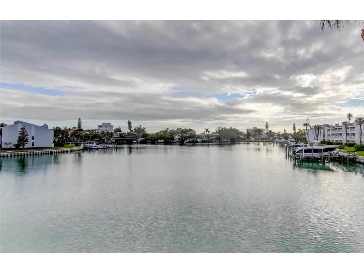 12246 2nd Street E #503 Treasure Island FL 33706 - BOCA CIEGA BAY T3505693 image1
