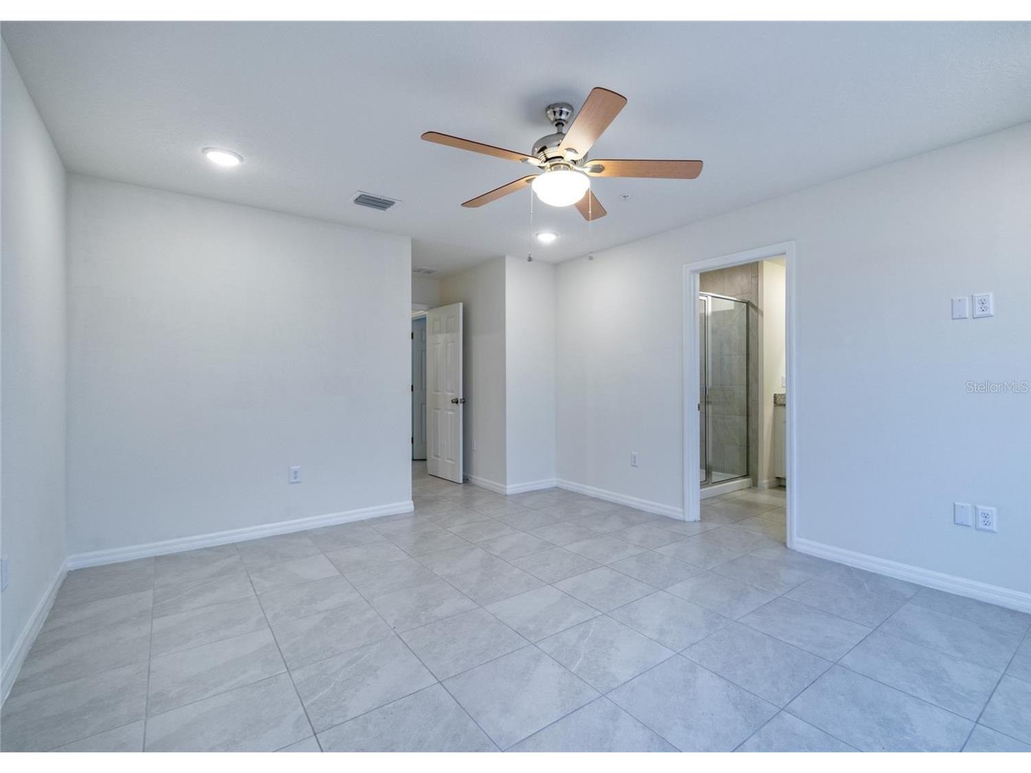 12248 Linear Street Orlando FL 32832 O6404675 image23