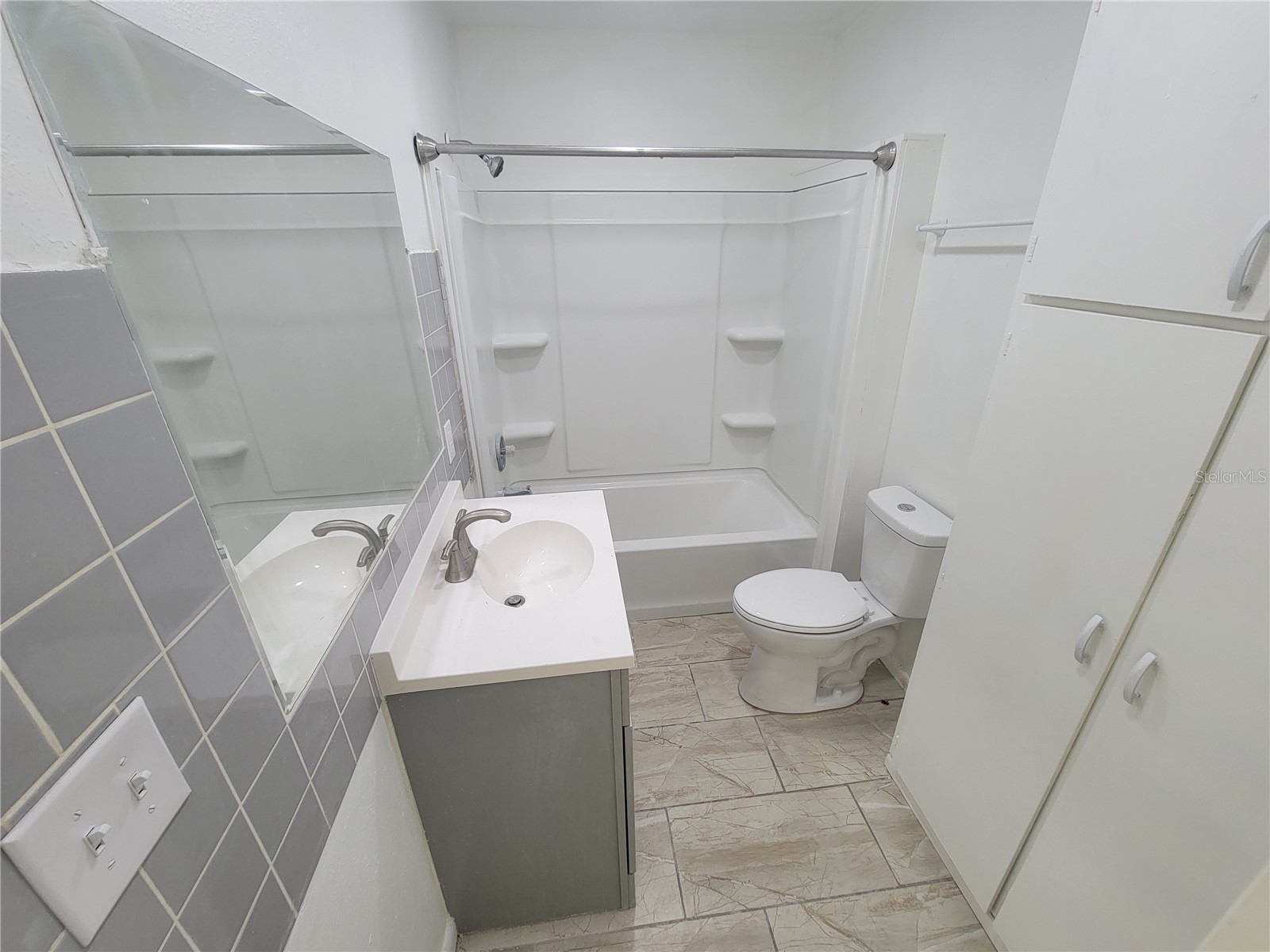 1225 1/2 Bermuda Street Clearwater FL 33755 TB8486260 image4