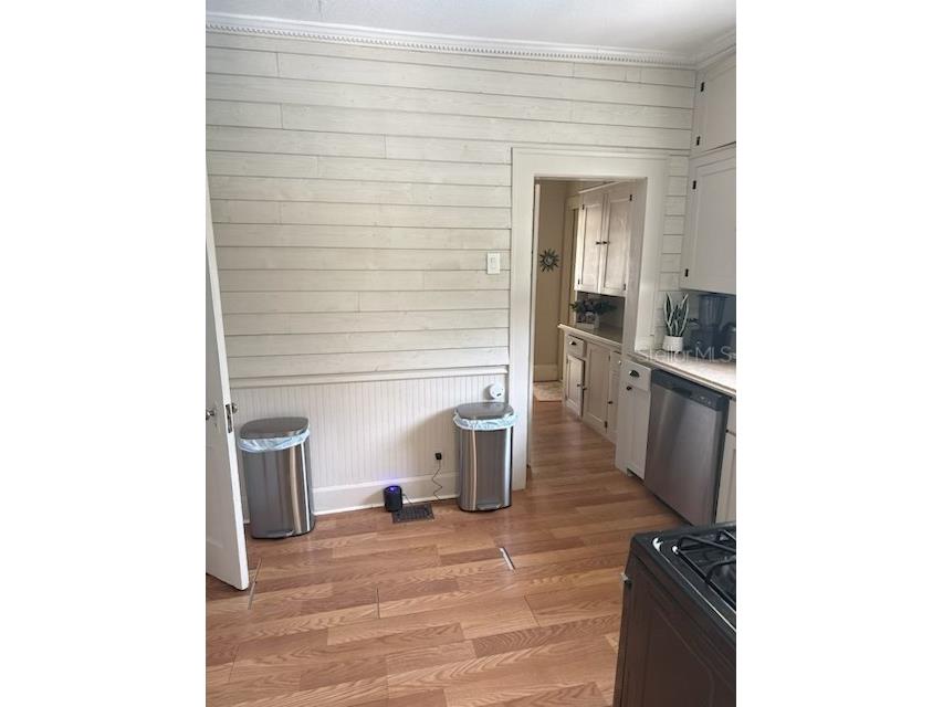 1225 11th Street N Saint Petersburg FL 33705 TB8500650 image6