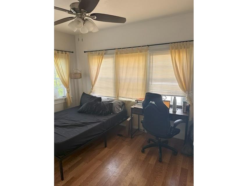 1225 11th Street N Saint Petersburg FL 33705 TB8500650 image7