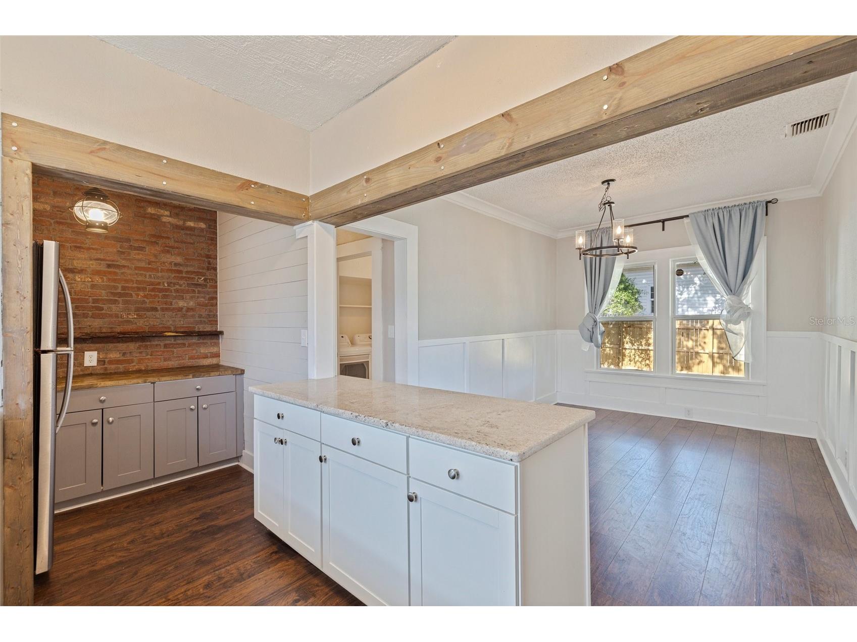 1225 22nd Avenue S Saint Petersburg FL 33705 TB8396997 image11