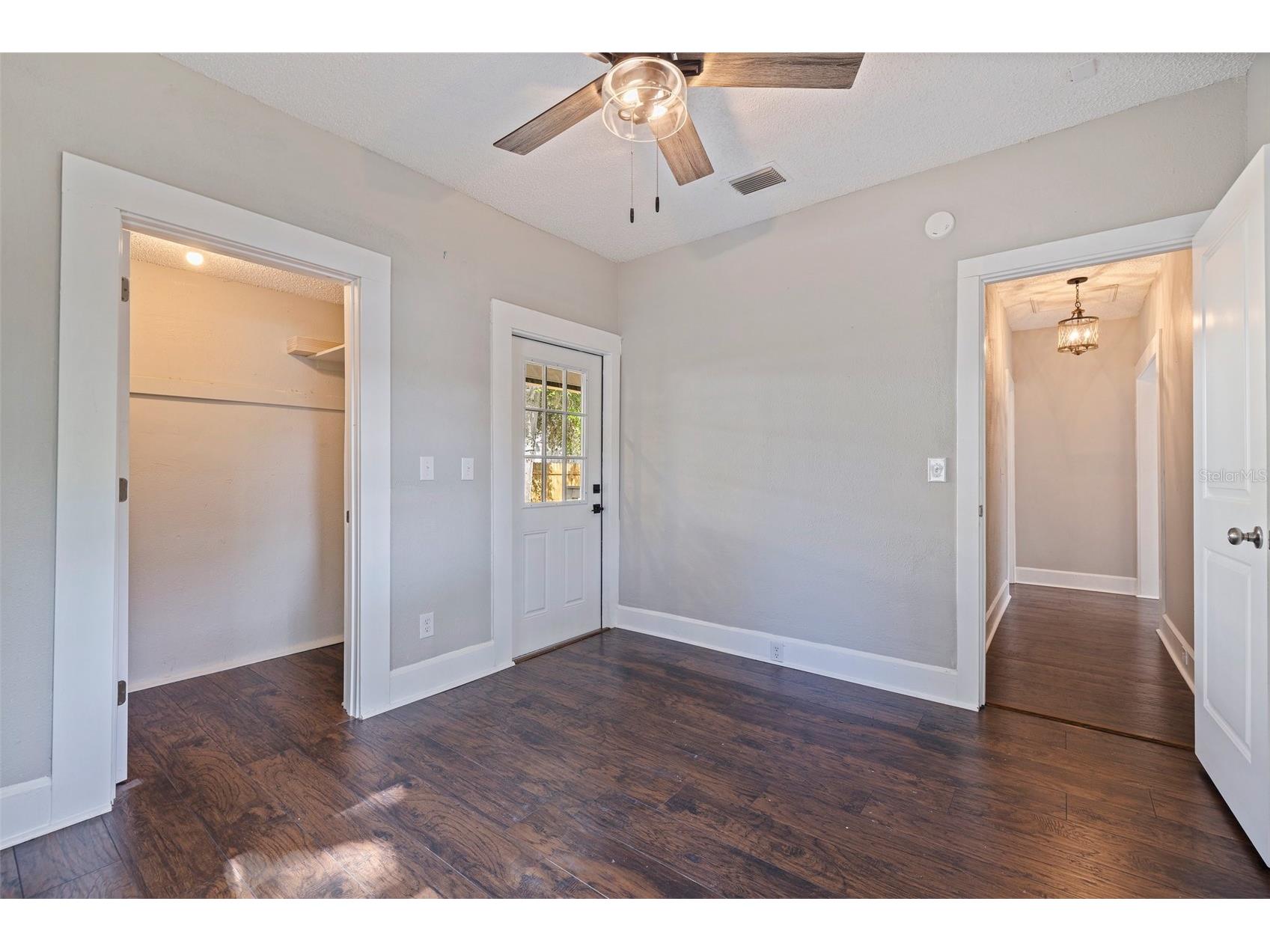 1225 22nd Avenue S Saint Petersburg FL 33705 TB8396997 image25