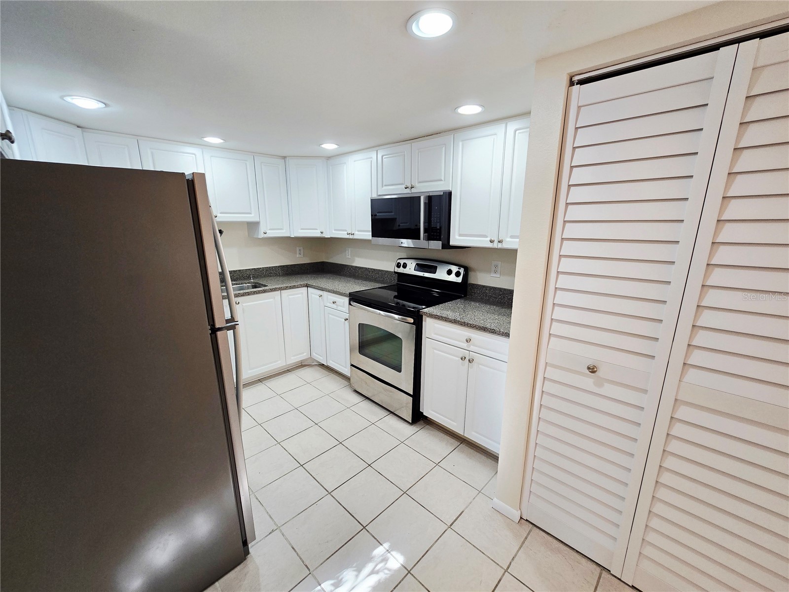 1225 56th Street W Bradenton FL 34209 A4696017 image8