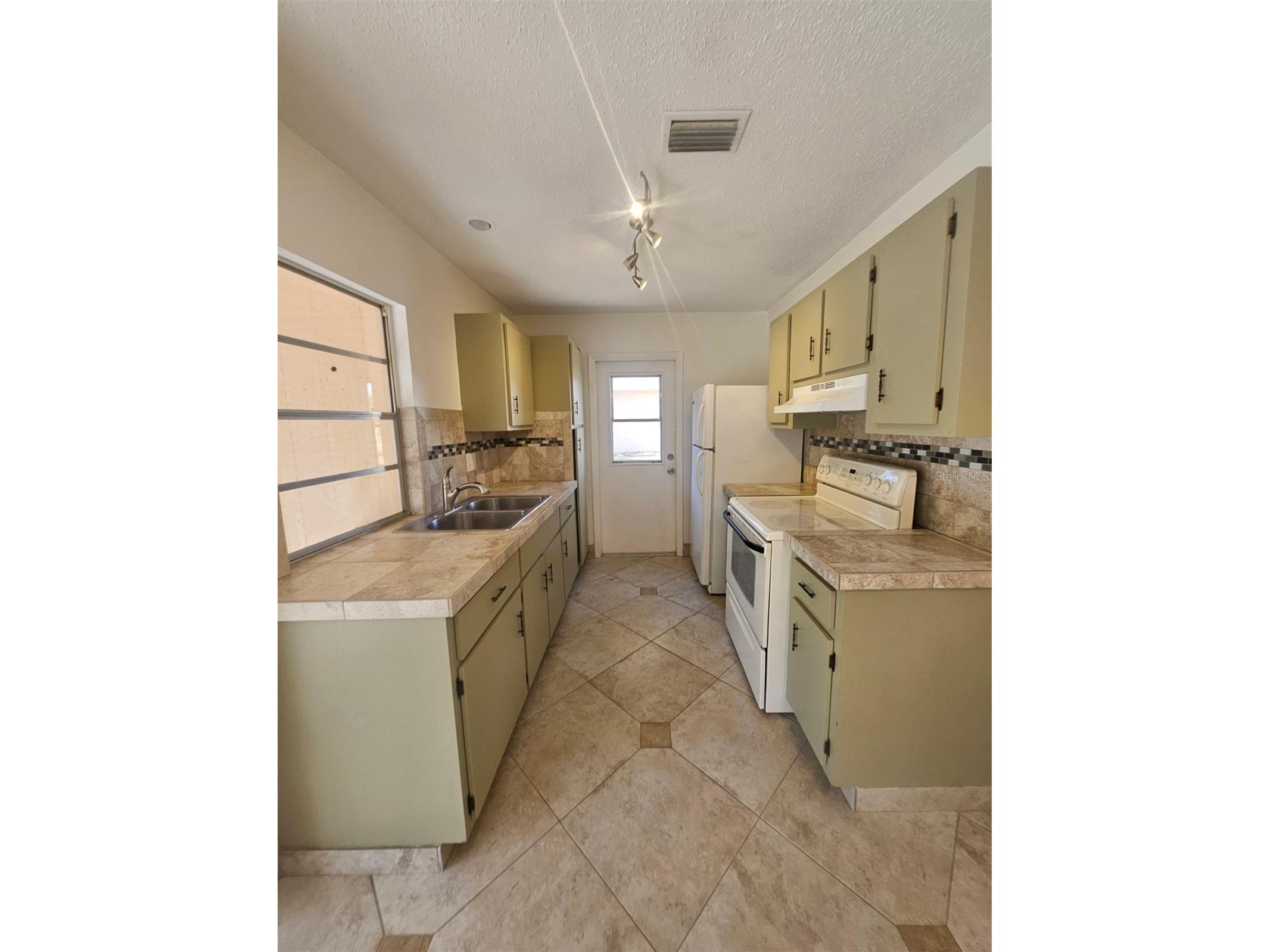1225 Armsdale Avenue Port Charlotte FL 33948 D6146125 image10