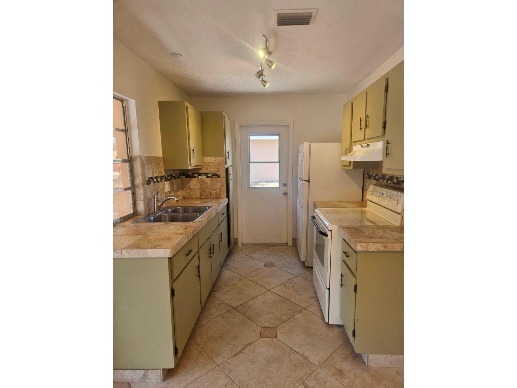 1225 Armsdale Avenue Port Charlotte FL 33948 D6146125 image9
