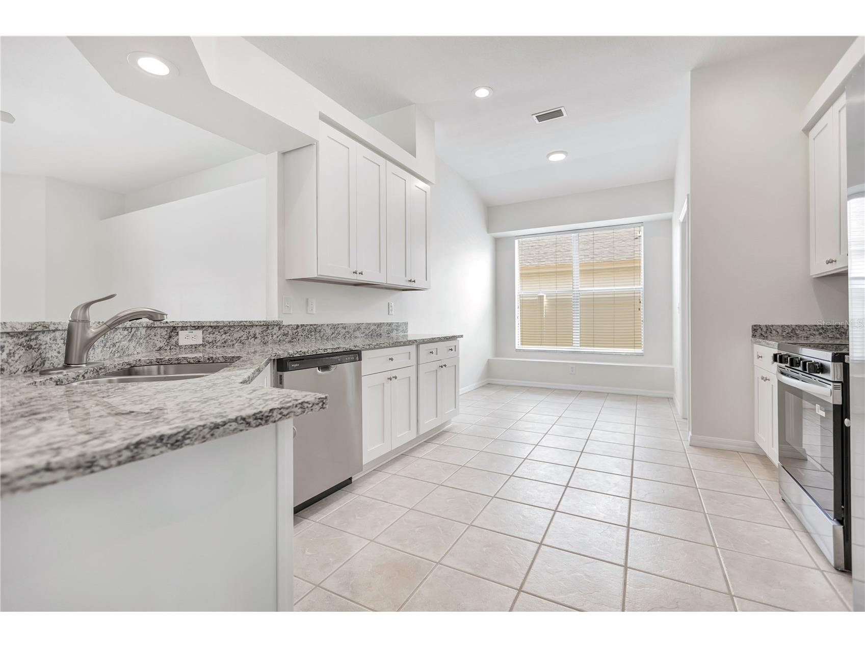 1225 Barclay Wood Drive Ruskin FL 33570 O6425091 image11